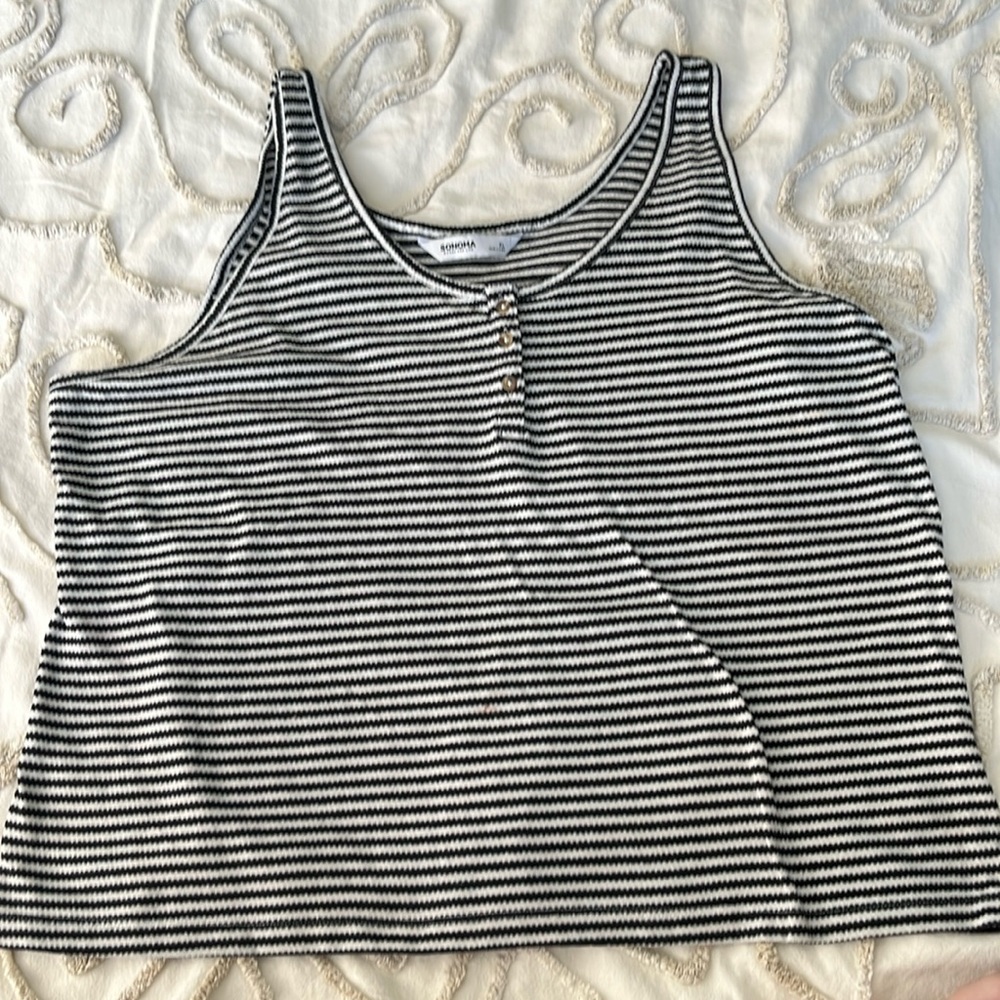 Sabina striped tank size XL